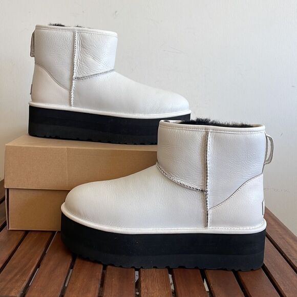 UGG Classic Mini Platform Ultra Matte White Women Size 11 - Picture 4 of 15